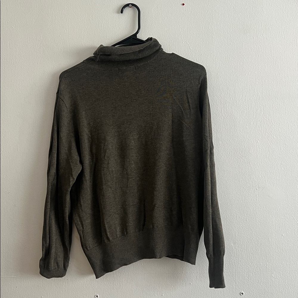 H&M Olive Green Turtleneck Sweater